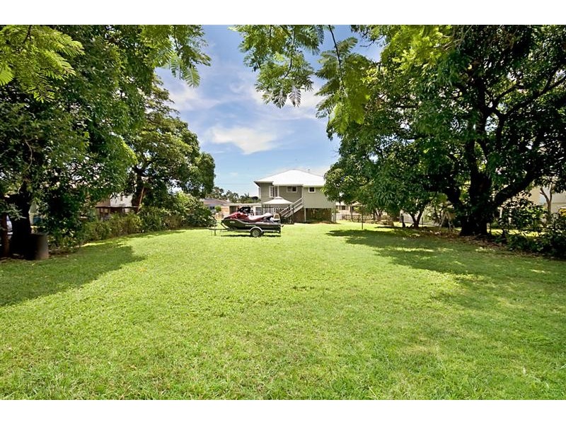 11 Pasteur Street, Wulguru QLD 4811