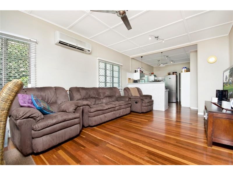 11 Pasteur Street, Wulguru QLD 4811