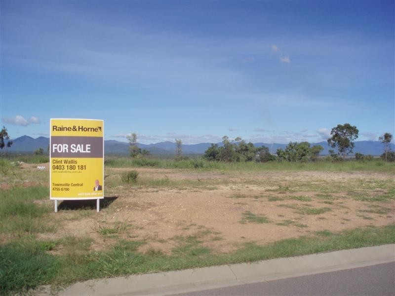 63 Goiceochea Drive, Bushland Beach QLD 4818