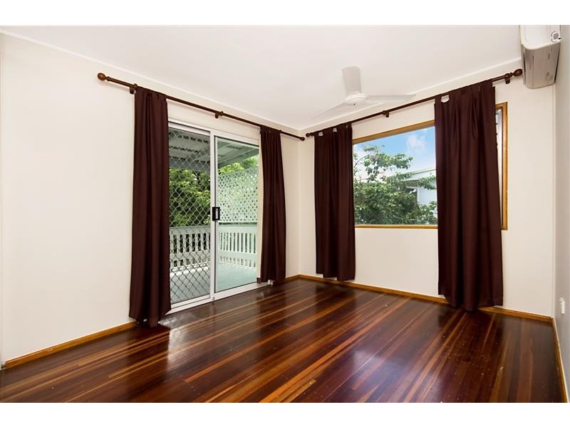 9 Moondarga Drive, Cranbrook QLD 4814