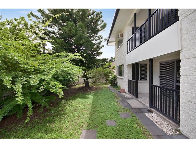 1/14 Hirst Street, Hermit Park QLD 4812