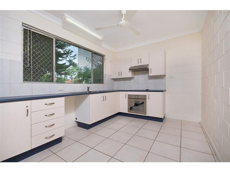 1/14 Hirst Street, Hermit Park QLD 4812