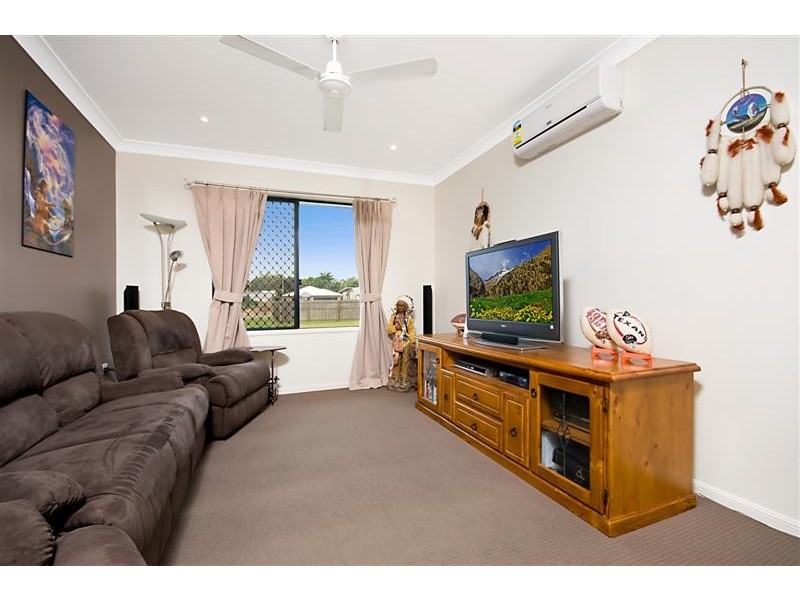 12 Sanderling Cct, Kelso QLD 4815