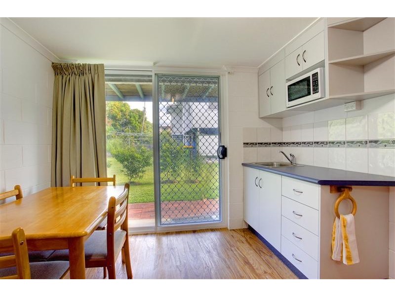 73 Eleventh Avenue, Railway Estate QLD 4810