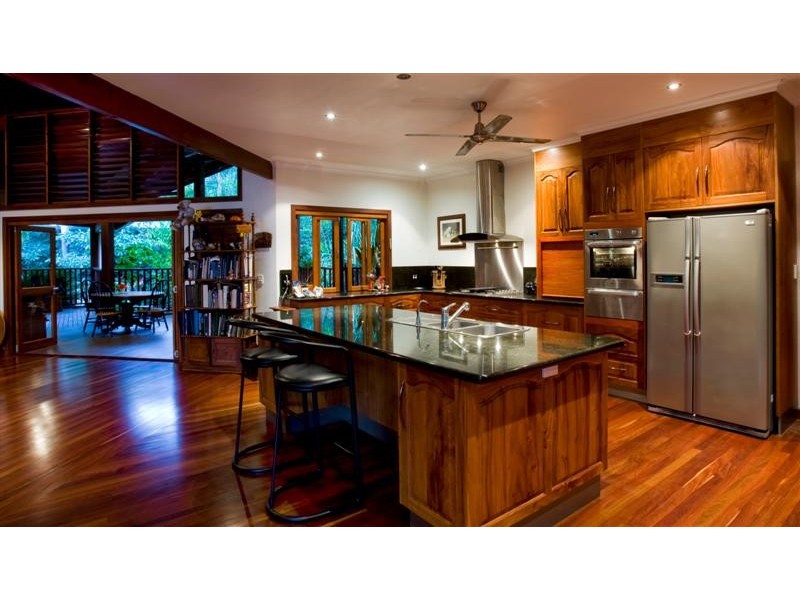 4 James Road, Mission Beach QLD 4852