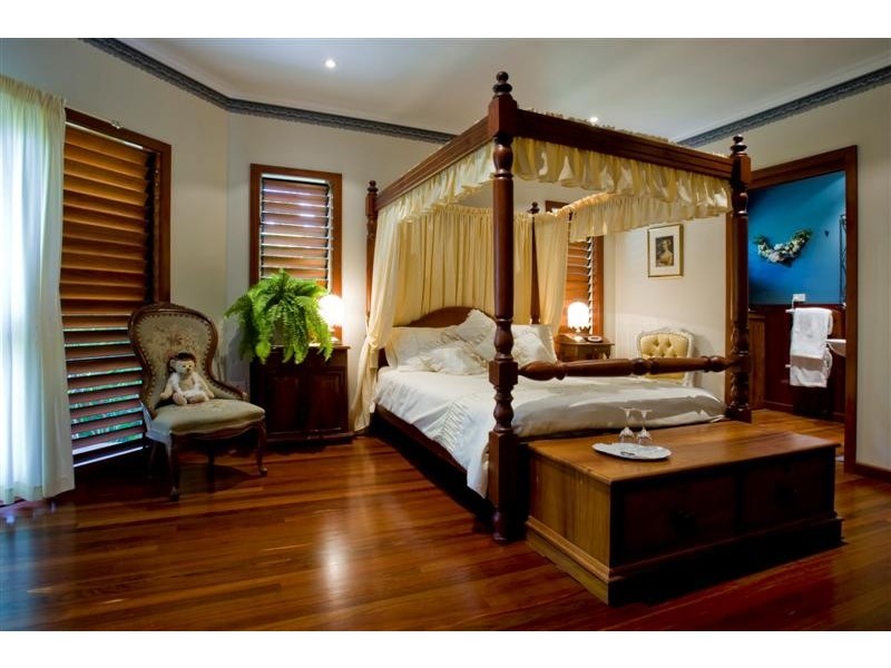 4 James Road, Mission Beach QLD 4852