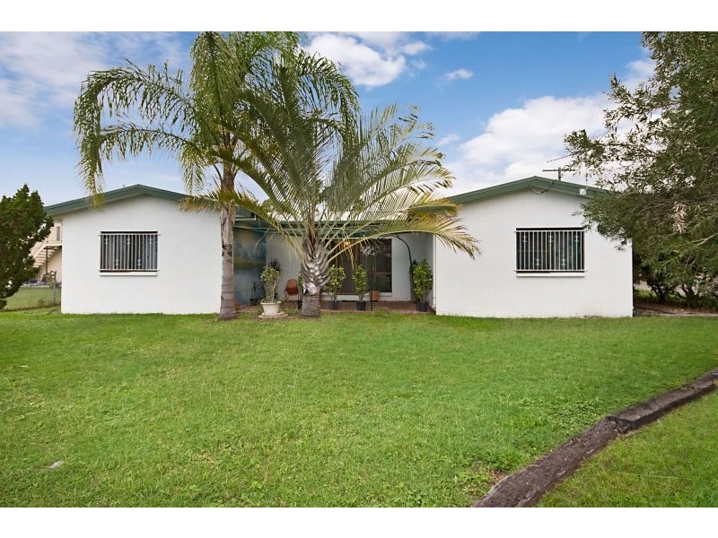5 Innes Drive, Deeragun QLD 4818