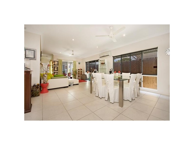 9b Seventh Street, Railway Estate QLD 4810