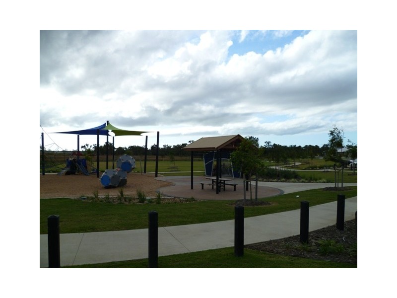 1 Osterlund Place, Burdell QLD 4818