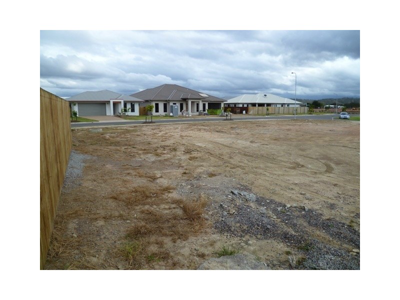 1 Osterlund Place, Burdell QLD 4818