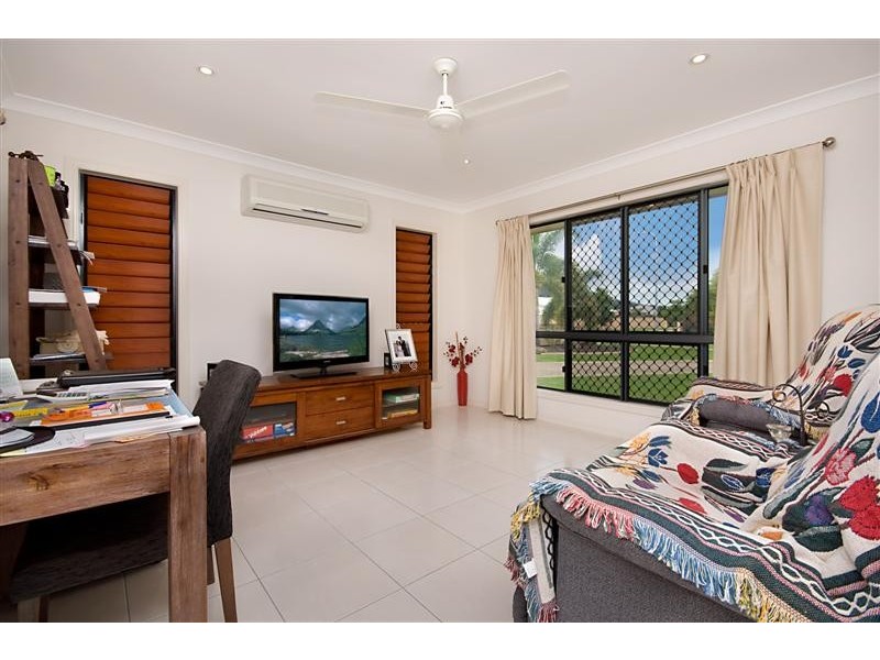 18 Paperbark Place, Mount Louisa QLD 4814