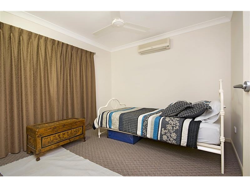 18 Paperbark Place, Mount Louisa QLD 4814