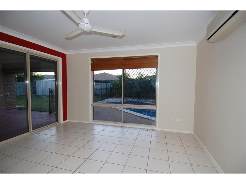 6 Wallace Circuit, Kirwan QLD 4817