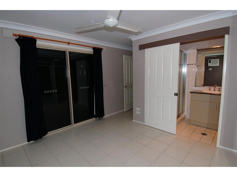 6 Wallace Circuit, Kirwan QLD 4817