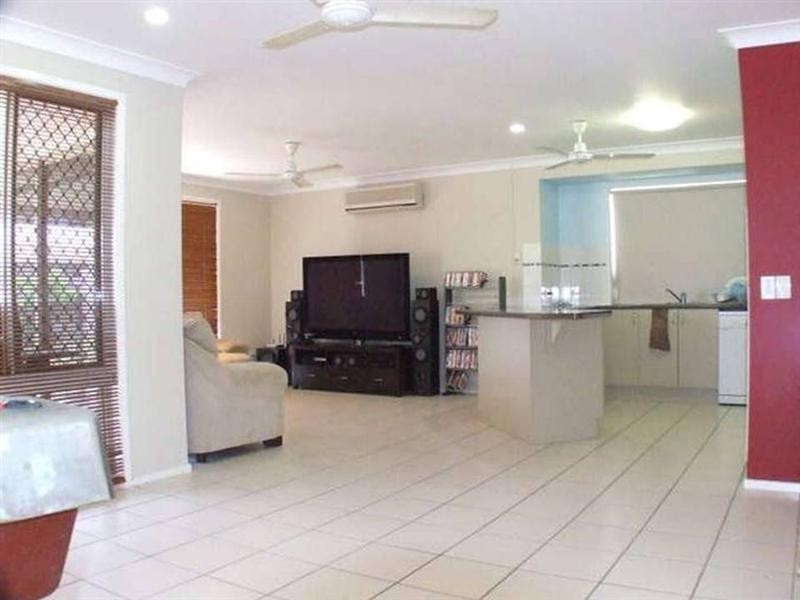 6 Wallace Circuit, Kirwan QLD 4817