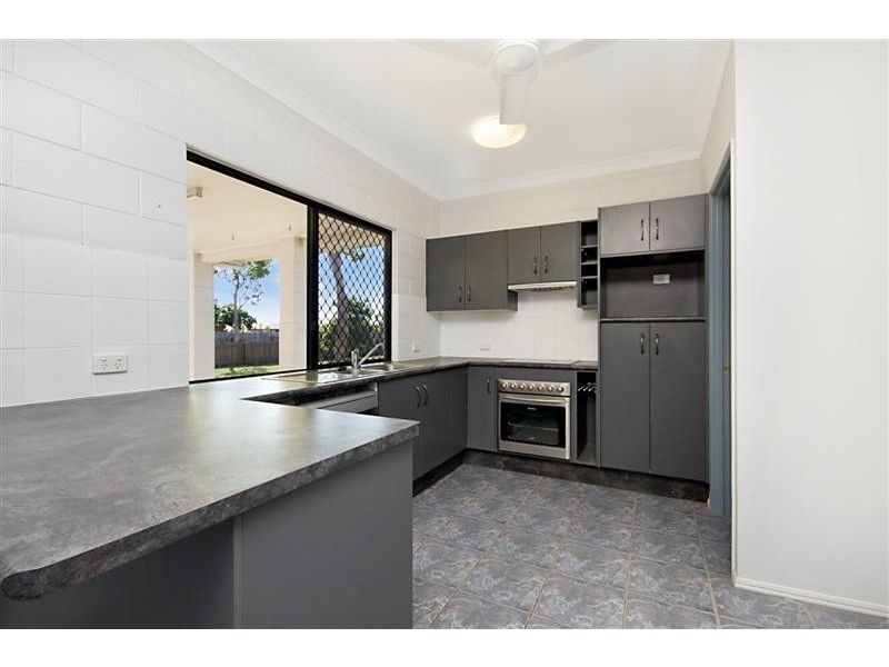 40 Blue Mountain drive, Bluewater QLD 4818