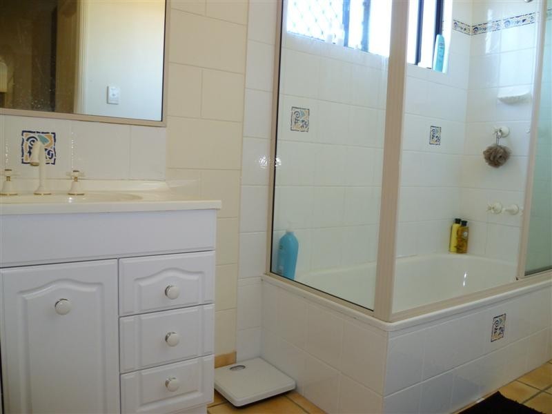 5 Camplin Court, Burdell QLD 4818