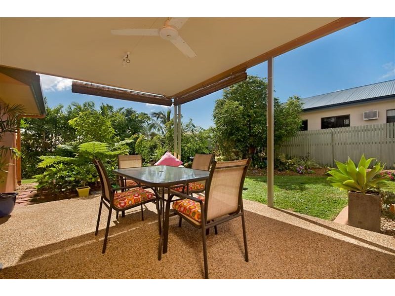 17 Monaro Cct, Mount Louisa QLD 4814