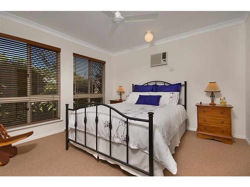 17 Monaro Cct, Mount Louisa QLD 4814