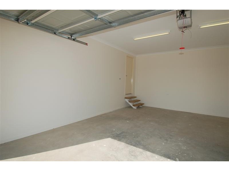 14 Wattlebird Ave, Kelso QLD 4815