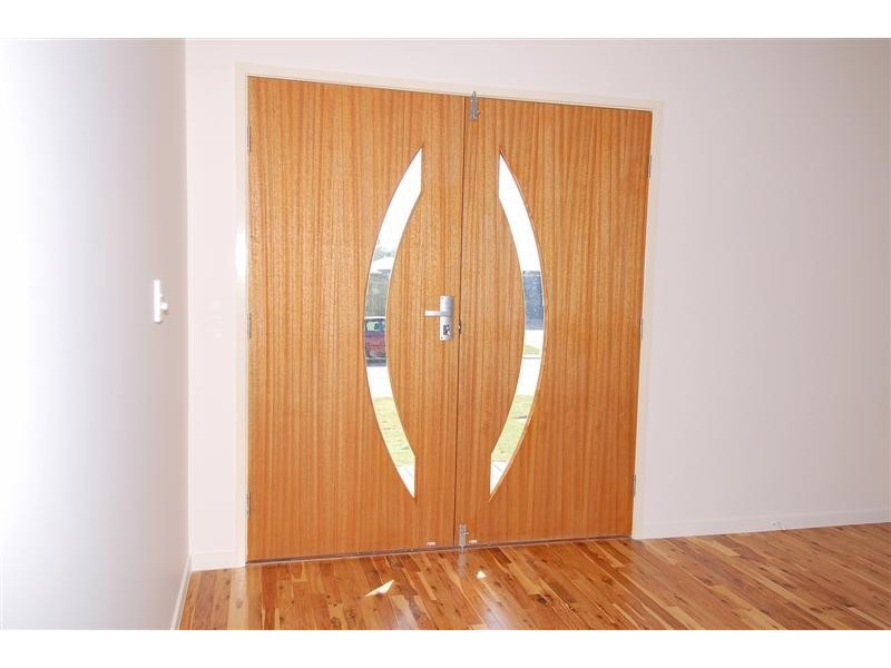 14 Wattlebird Ave, Kelso QLD 4815