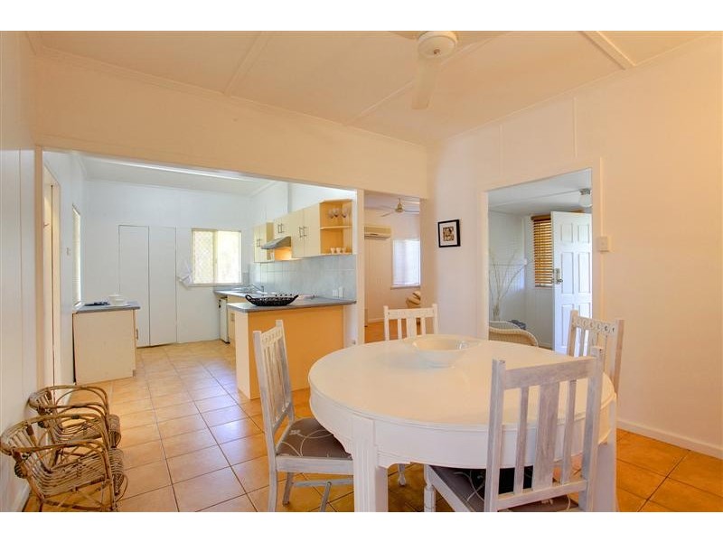 43 Lancaster St, Garbutt QLD 4814