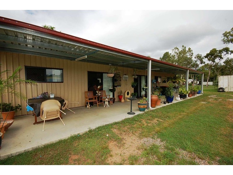 183  Ocean Parade, Balgal Beach QLD 4816