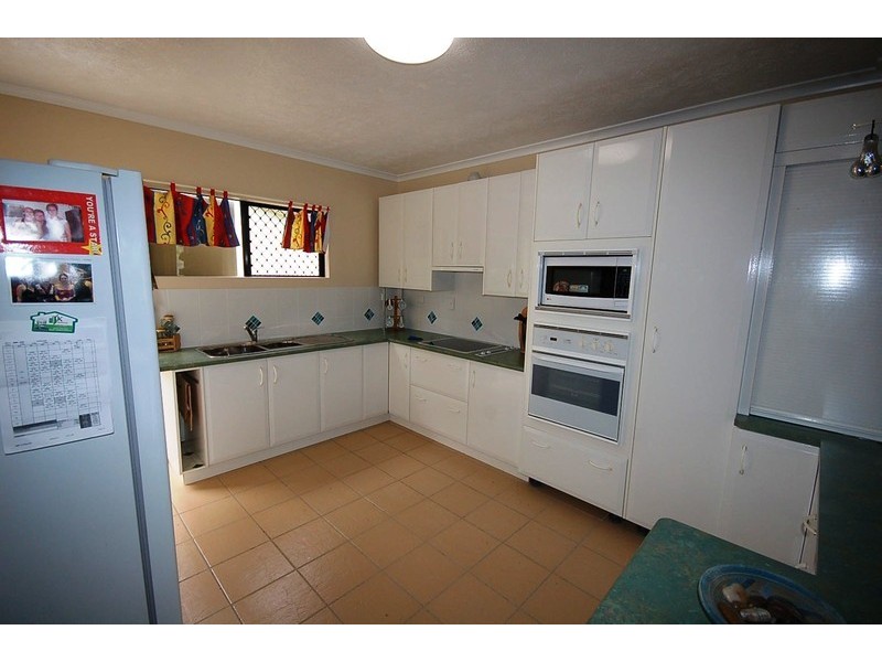 183  Ocean Parade, Balgal Beach QLD 4816