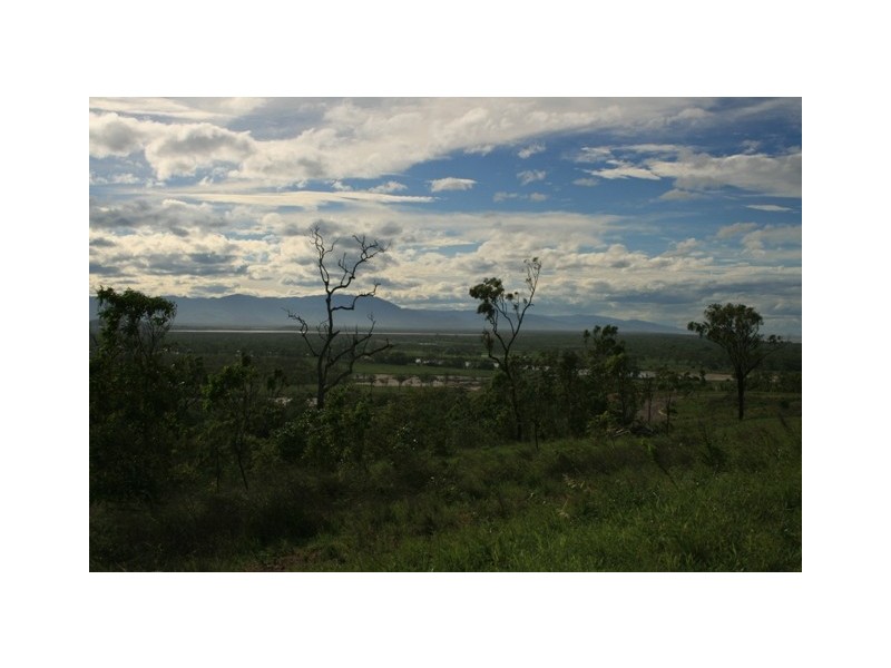 89  Goicochea Drive, Bushland Beach QLD 4818