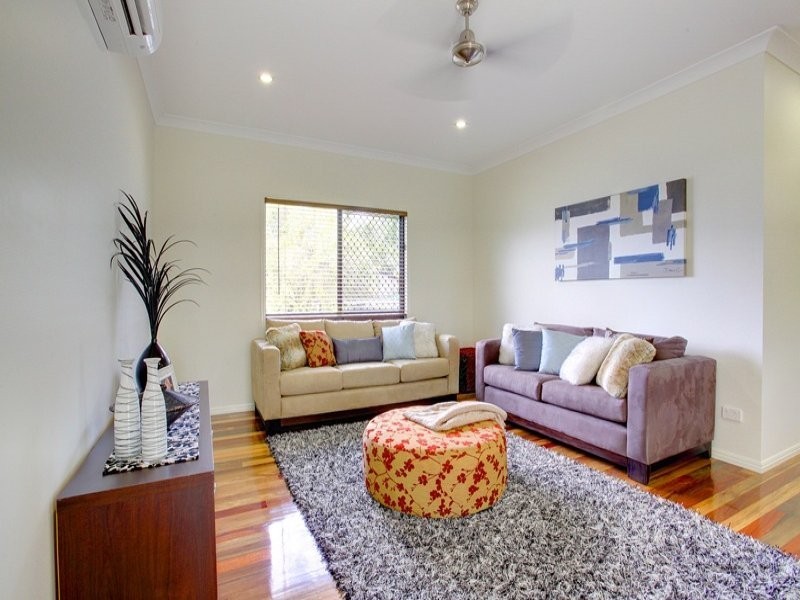 15A  Hugh St, West End QLD 4810