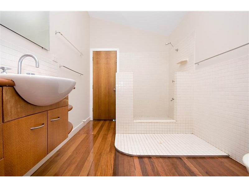 42 Stokes Street, Townsville City QLD 4810