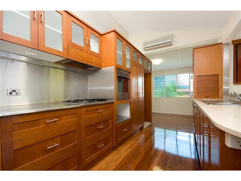 42 Stokes Street, Townsville City QLD 4810