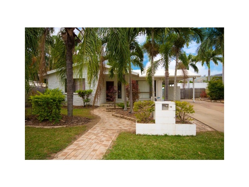 10 Leila Avenue, Rasmussen QLD 4815