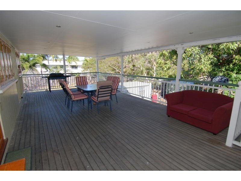 60 Robertson Street, Railway Estate QLD 4810