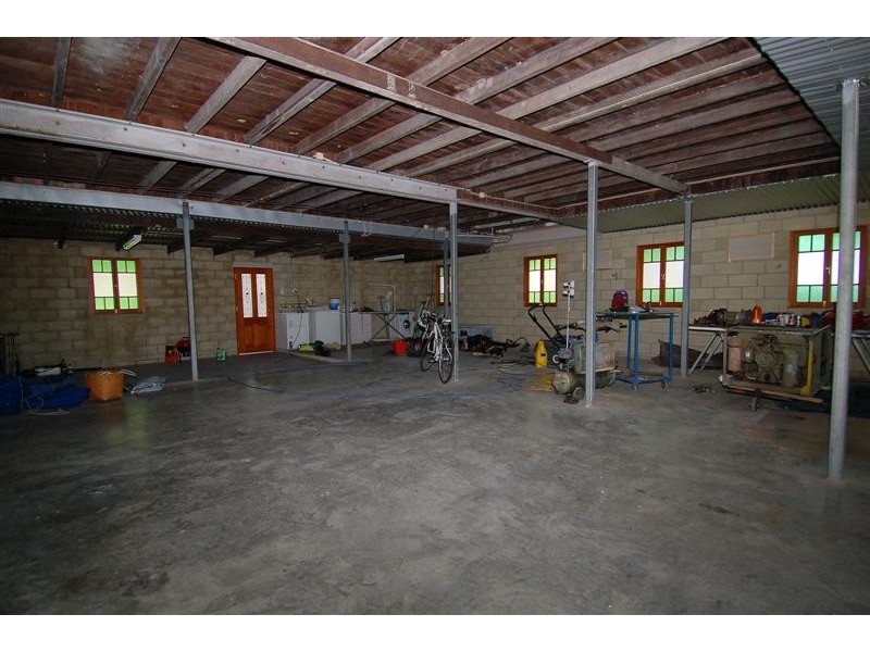 60 Robertson Street, Railway Estate QLD 4810