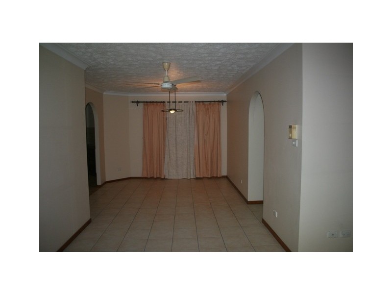 6/8 Goldring St, Hermit Park QLD 4812