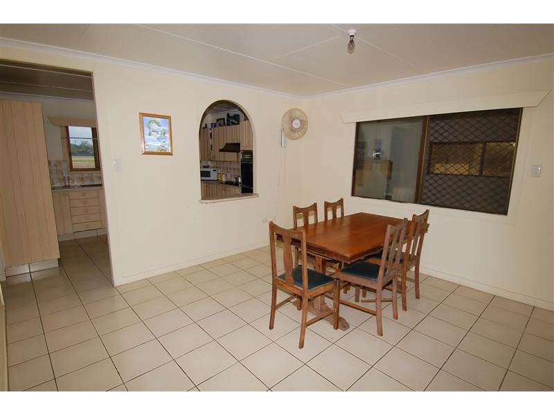 31 Merryl Street, Rasmussen QLD 4815