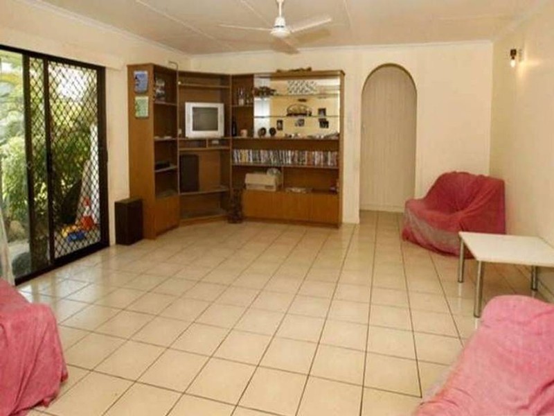 31 Merryl Street, Rasmussen QLD 4815
