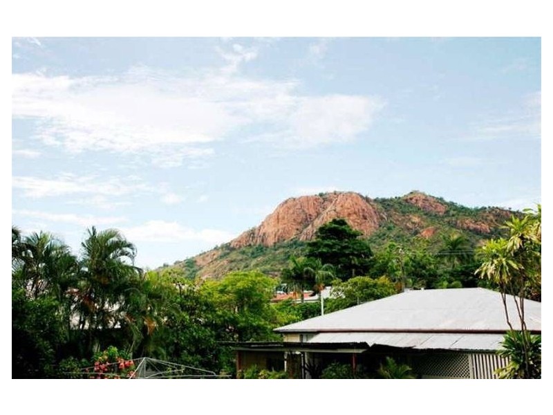 2 / 39  Cook St, North Ward QLD 4810