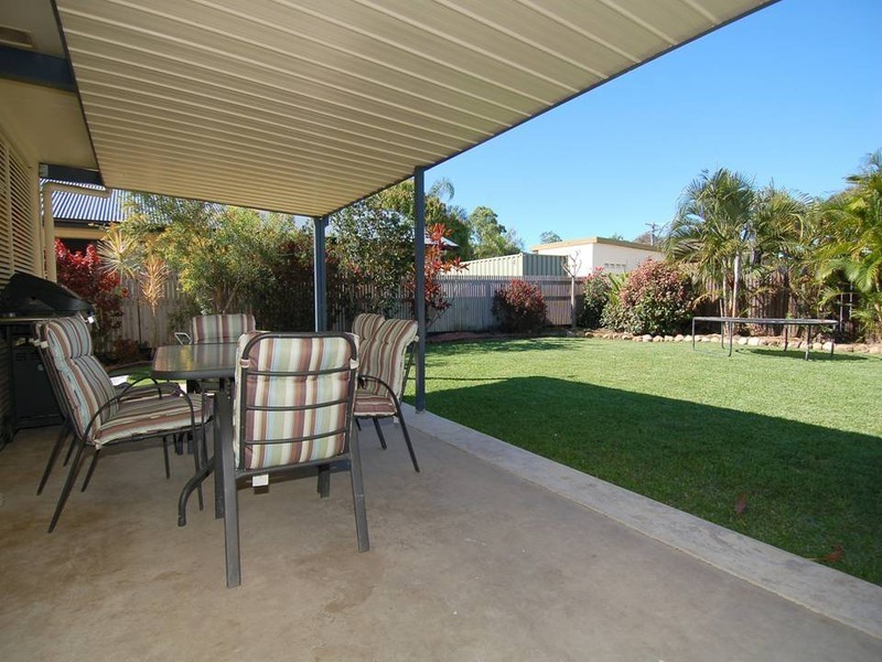 234 Pinnacle Drive, Rasmussen QLD 4815