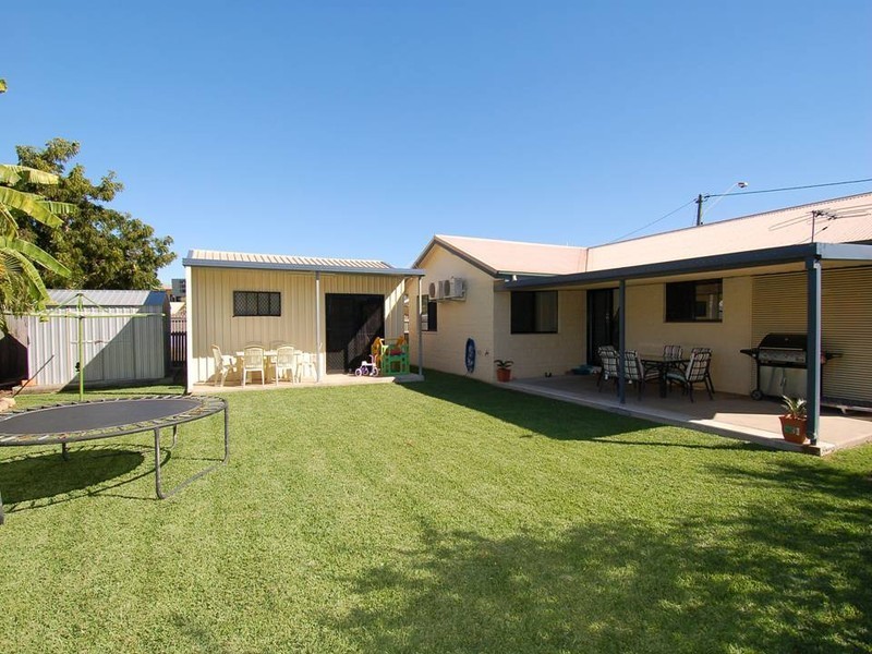 234 Pinnacle Drive, Rasmussen QLD 4815