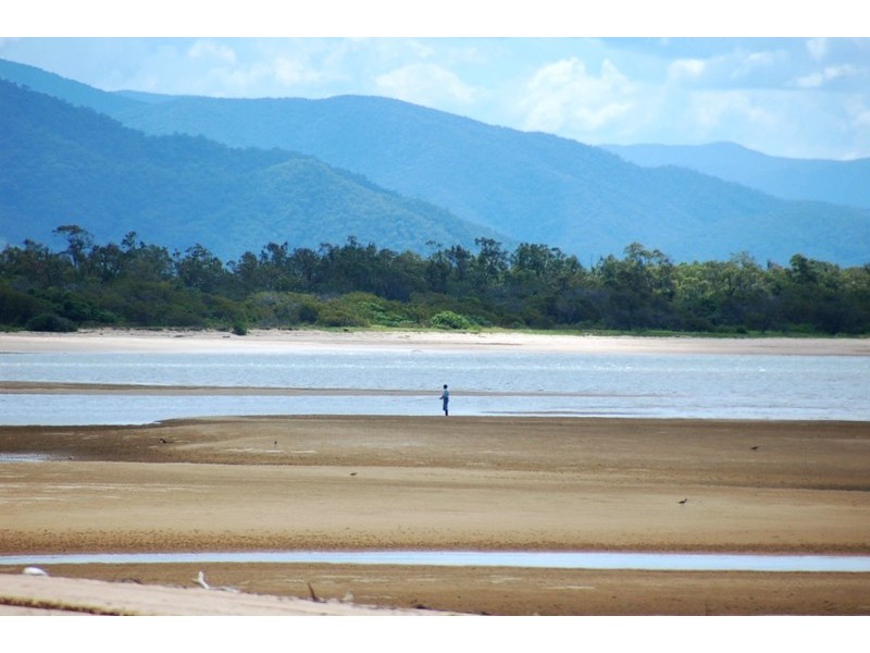 486 FORESTRY RD, Bluewater QLD 4818