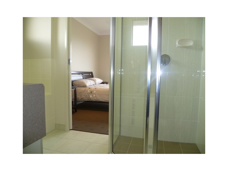 4 Exeter Way, Mount Low QLD 4818