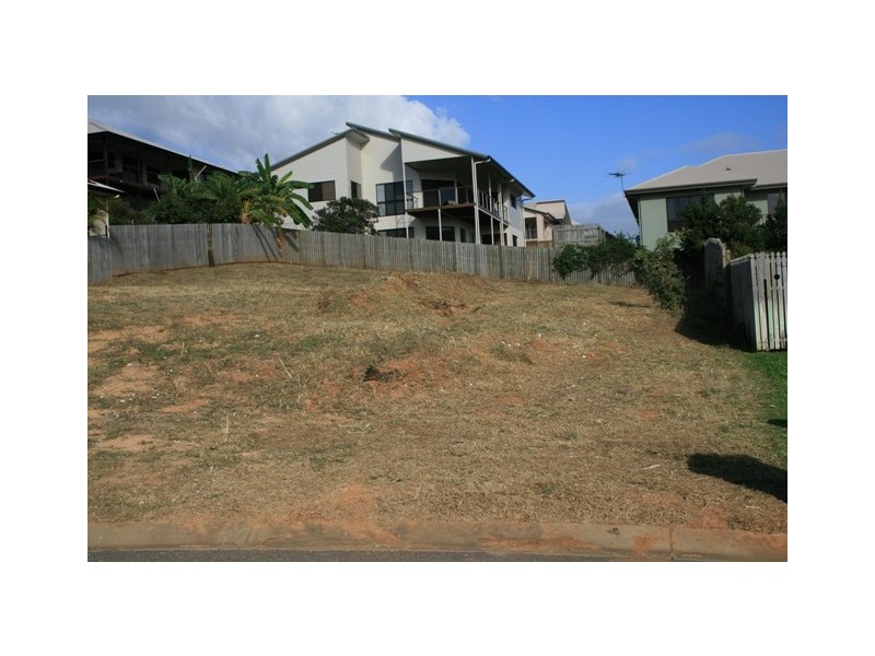 64  Riverbend Drive, Douglas QLD 4814