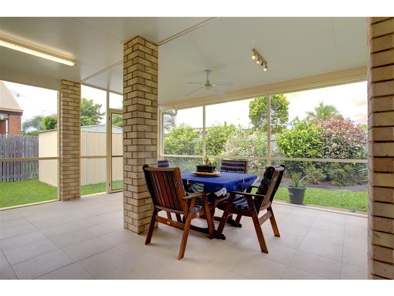 12 Gardenia Av, Kirwan QLD 4817