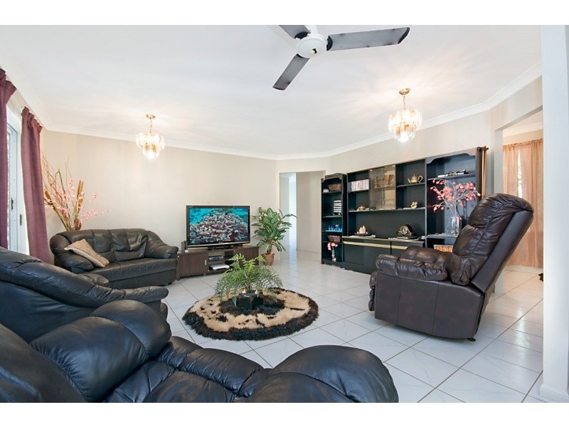 2 St Michael Court, Rangewood QLD 4817