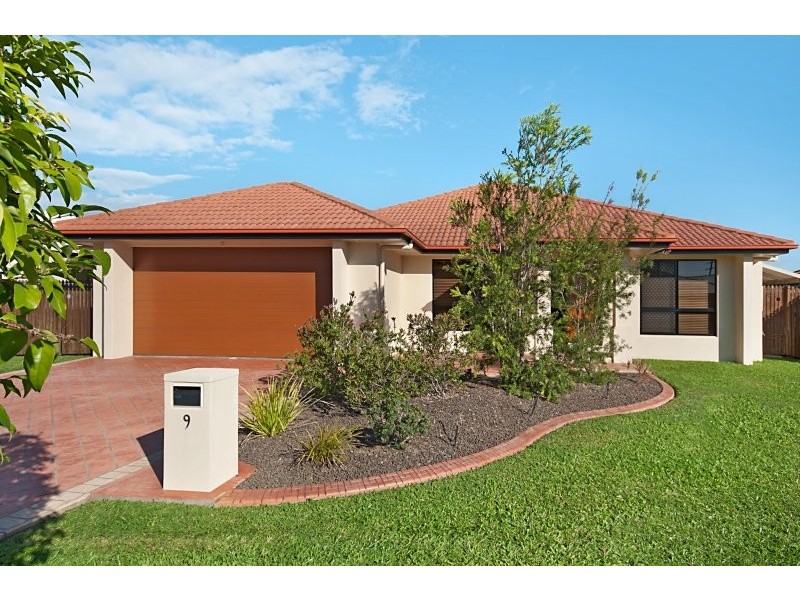 9 Whitewood Close, Mount Louisa QLD 4814