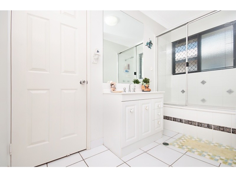 5 Pinnata Place, Kirwan QLD 4817