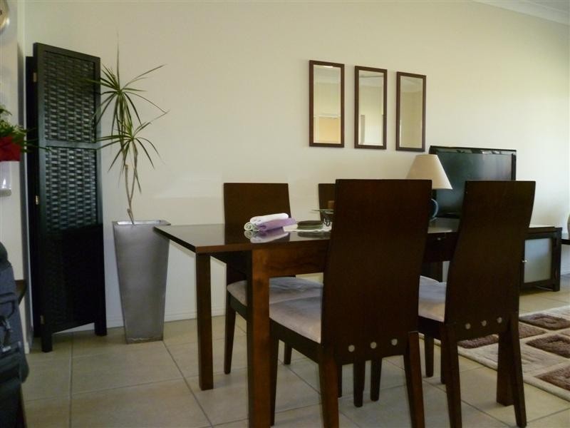 5/12 – 14 Martinez Av, West End QLD 4810