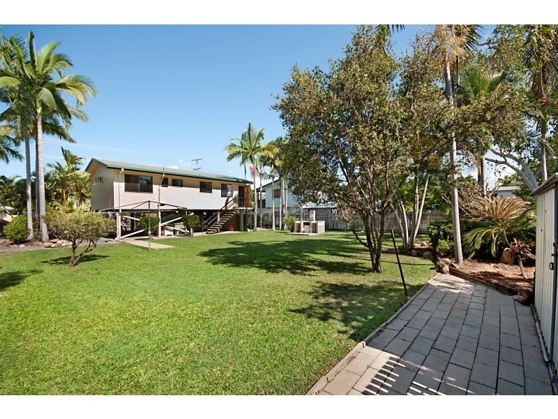 135 MILES AVENUE, Kelso QLD 4815